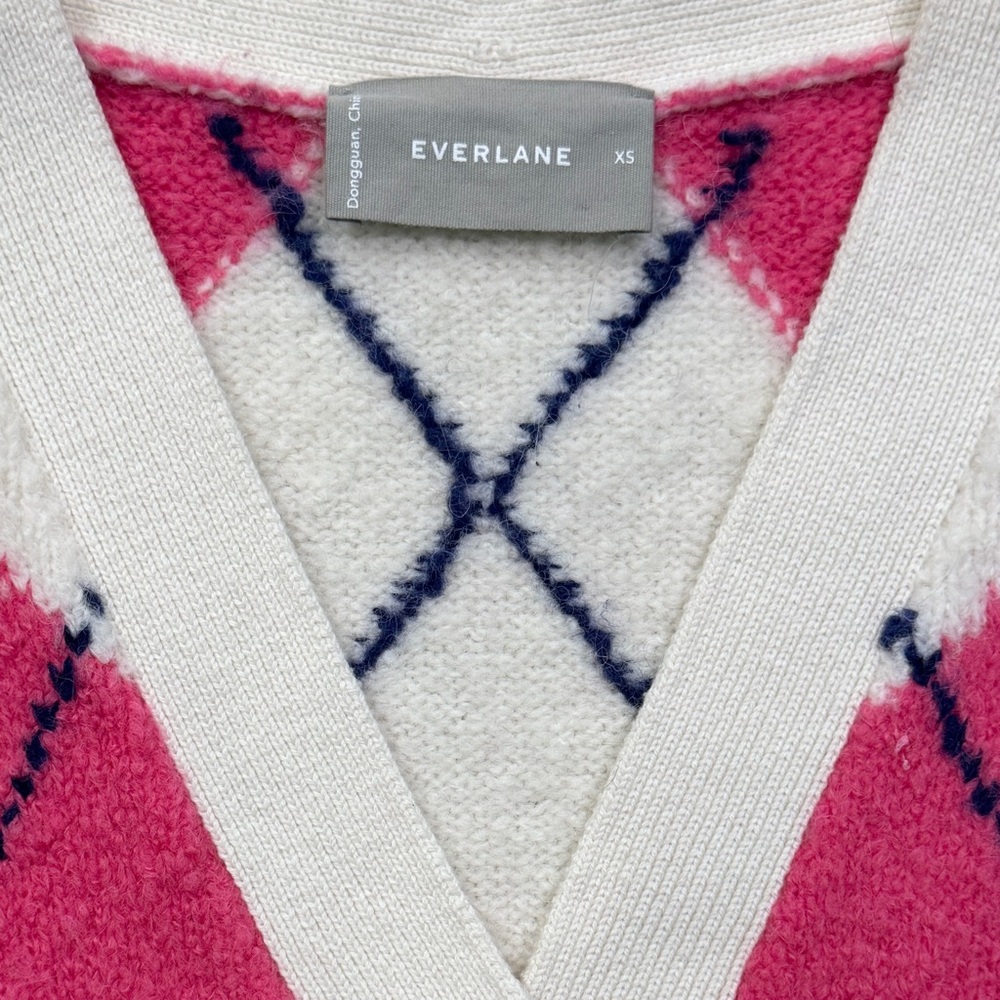 Everlane SuperFuzz Wool & Alpaca Cardigan - Picture 5 of 11